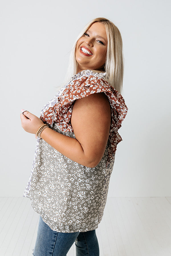 Among The Wildflowers Shift Top Curves Image - 4