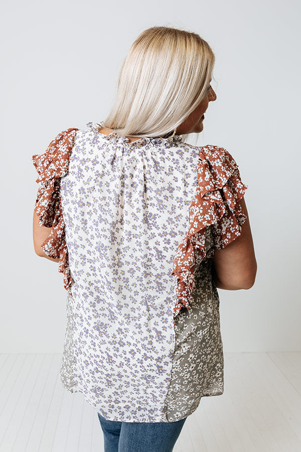 Among The Wildflowers Shift Top Curves Image - 5