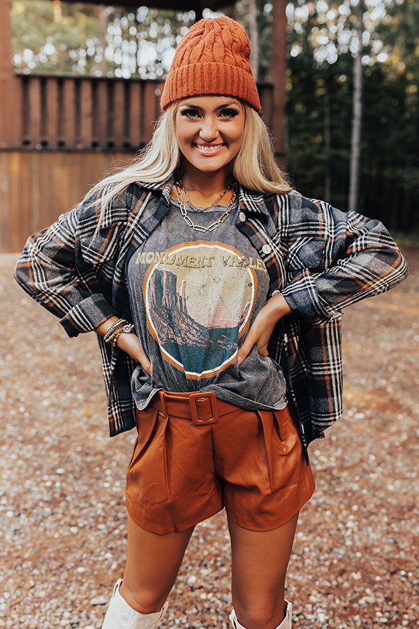 Monument Valley Tank In Vintage Black Image - 1
