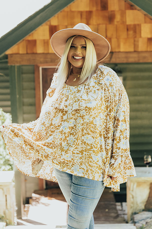 Sunlit Moment Shift Top Curves Image - 4