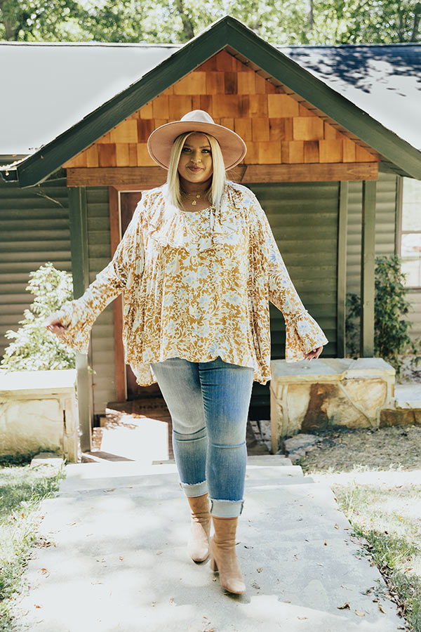 Sunlit Moment Shift Top Curves Image - 1