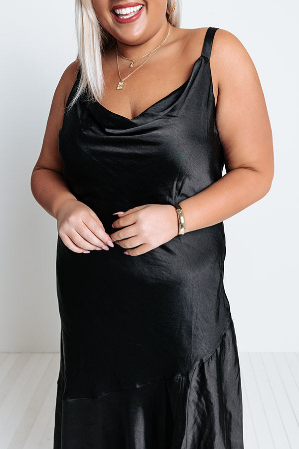 Style A La Mode Satin Midi Curves Image - 4