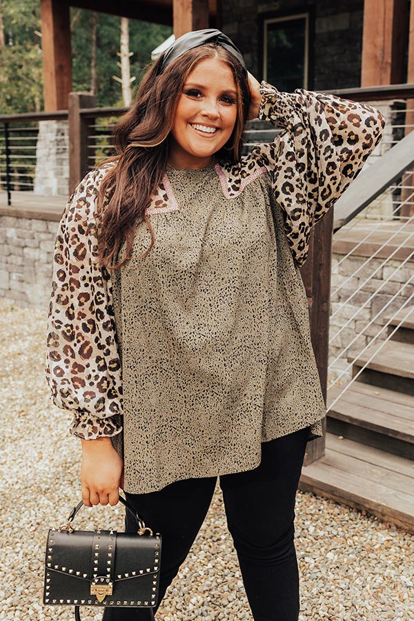 Spice Divine Shift Top In Sage Curves Image - 2