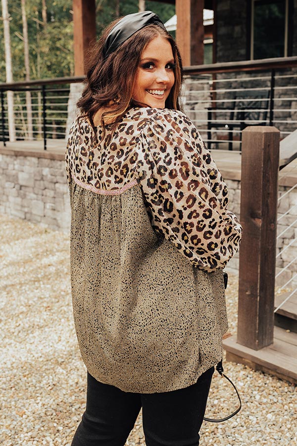 Spice Divine Shift Top In Sage Curves Image - 5