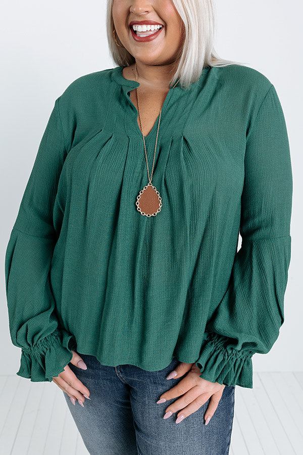 Santa Cruz Chic Shift Top In Hunter Green Curves Image - 3