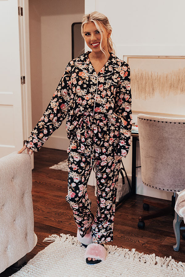 Ready To Wind Down Floral Pants In Black Image - 3