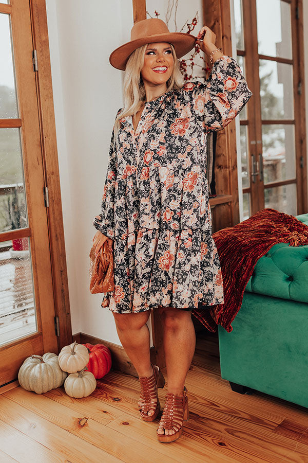 Simply Flourishing Floral Shift Dress Curves Image - 4