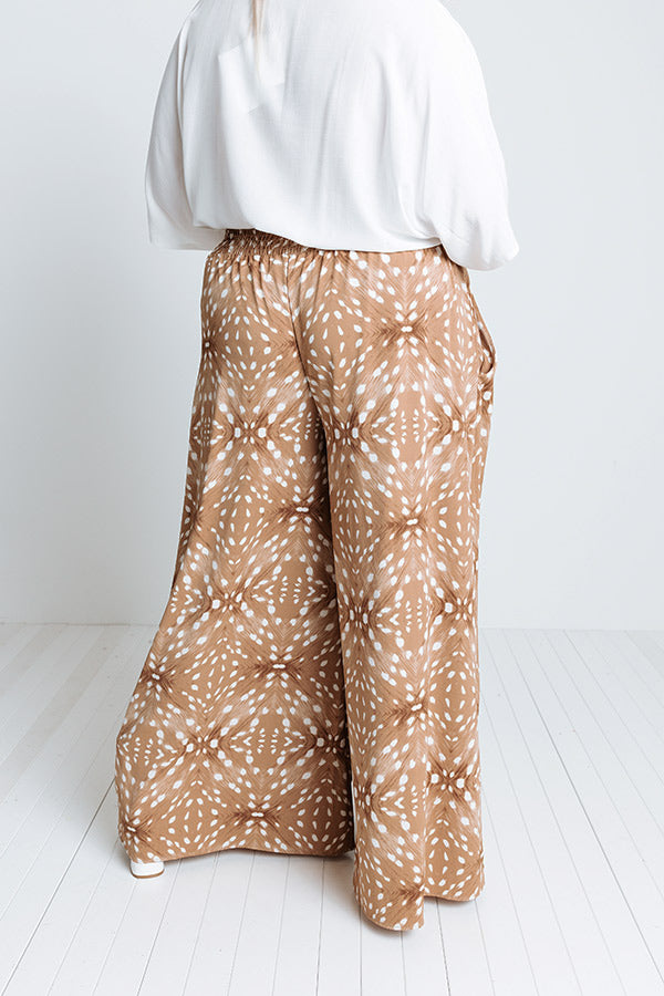 Non-Stop To Paradise Pants Curves Image - 5