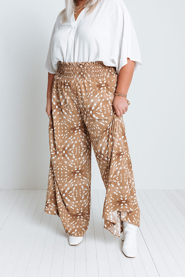 Non-Stop To Paradise Pants Curves Image - 2