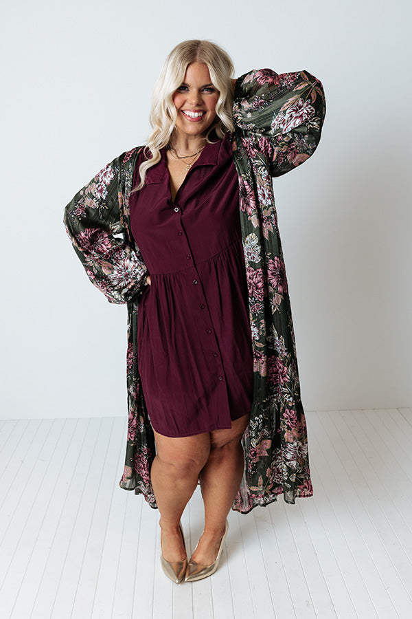 Looking At London Floral Duster Overly in Olive Curves