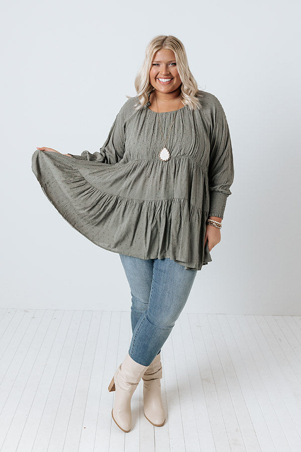 Whispering Winds Shift Top Curves Image - 1