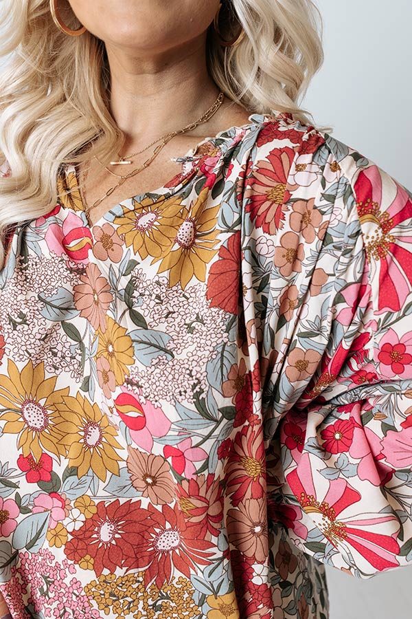 Feeling So Free Floral Shift Top in Fuchsia Curves Image - 5