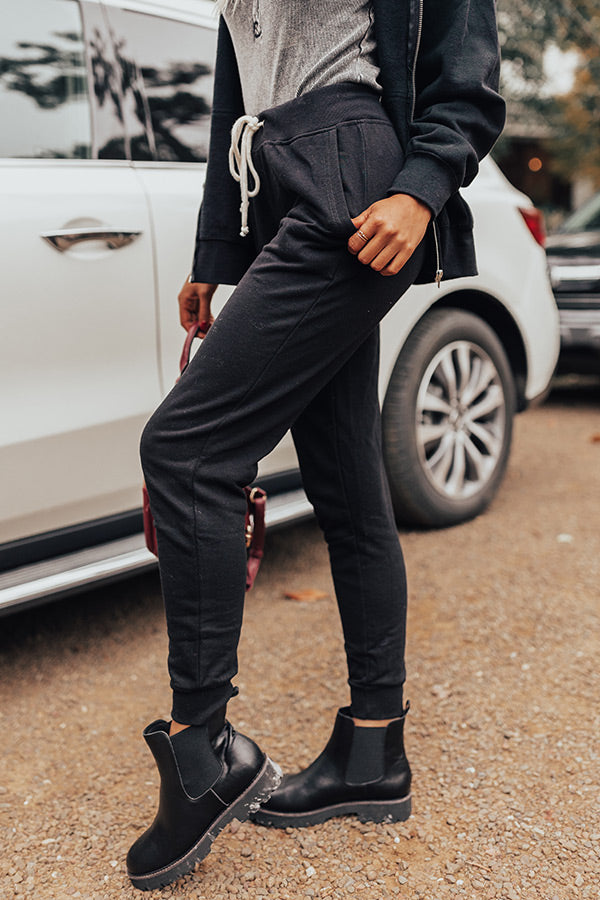 Trailside Talks Joggers In Black Image - 5