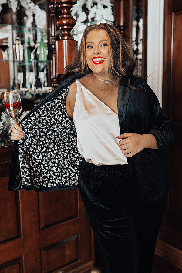 Chic Influencer Velvet Blazer In Black Curves – Impressions Online