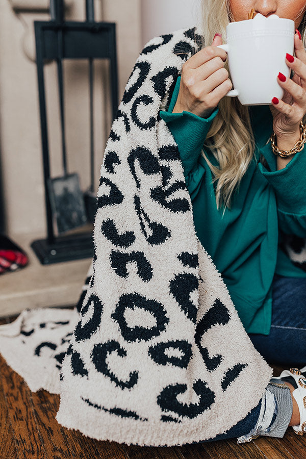 Cozy And Cute Leopard Blanket In Black Image - 3
