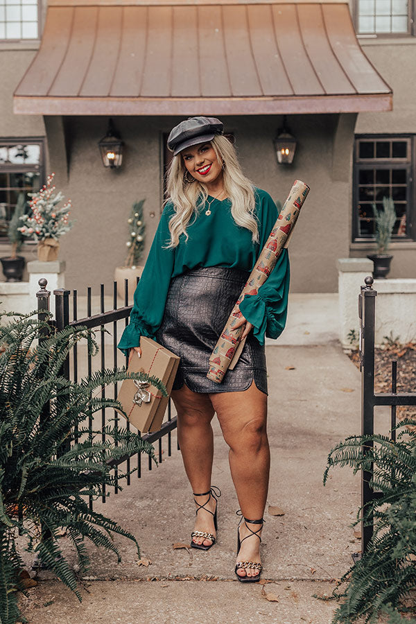 Sweeter With Time Shift Top in Hunter Green Curves Image - 4