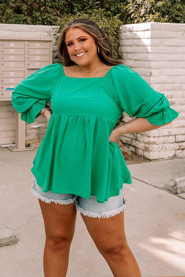 Weekly Date Shift Top In Emerald Curves