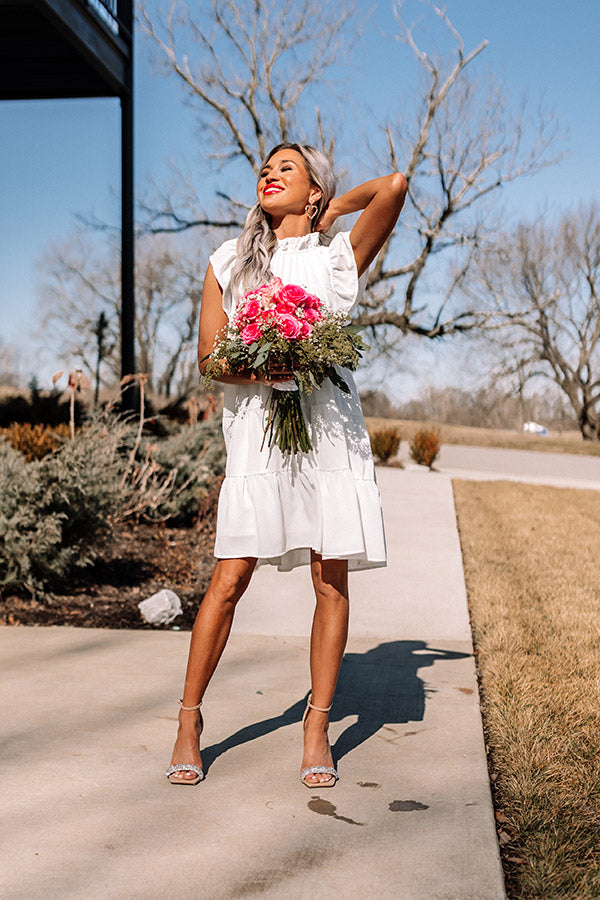 Walking Downtown Shift Dress In White Image - 4