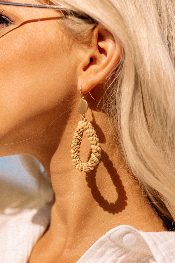 Getting Inspired Earrings In Beige Image - 2
