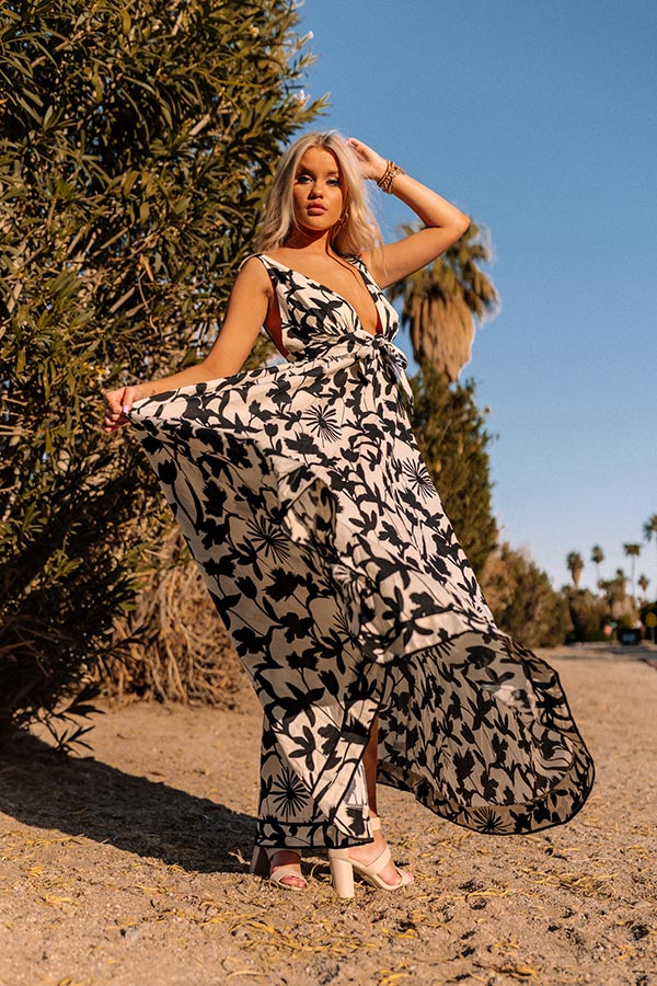 Curacao Cutie Front Tie Maxi In Black Image - 4