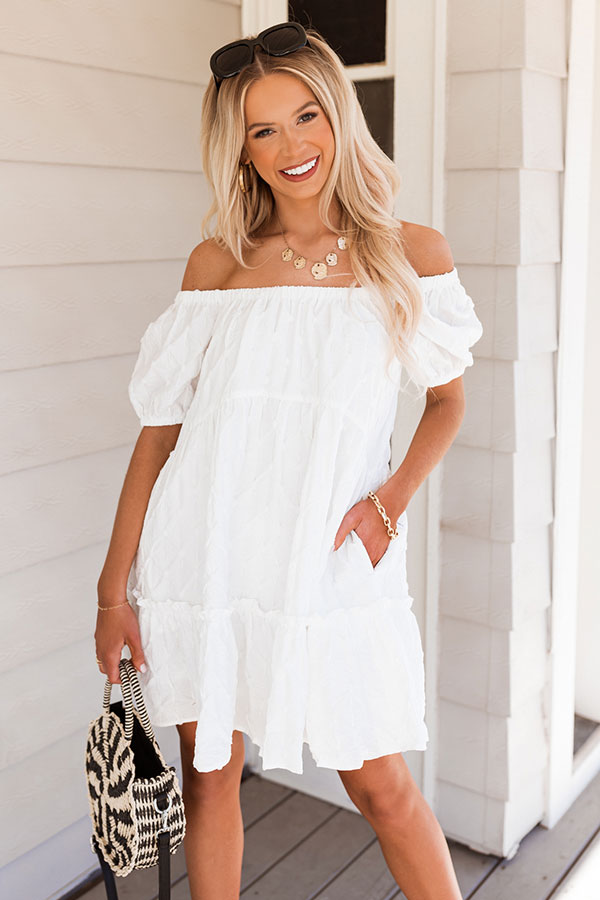 Connecting Over Cocktails Shift Dress In White