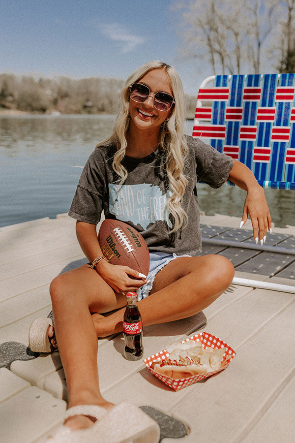 Land Of The Free Vintage-Wash Cropped Graphic Tee Image - 1