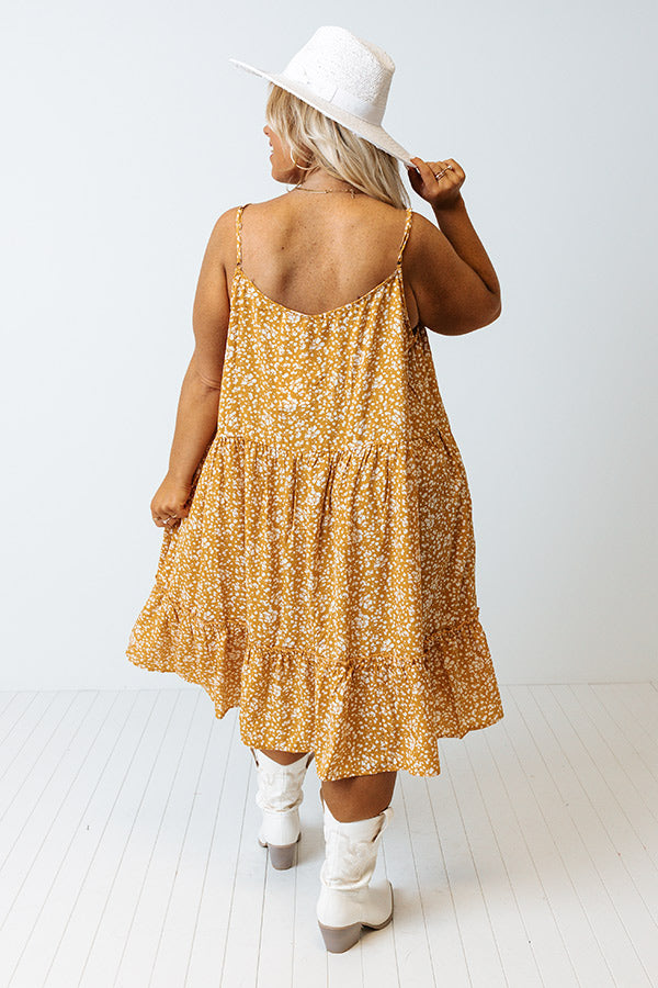 Somewhere Sunny Shift Dress Curves Image - 5