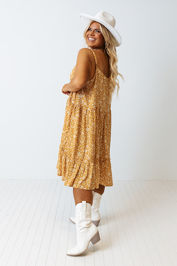 Somewhere Sunny Shift Dress Curves Image - 3