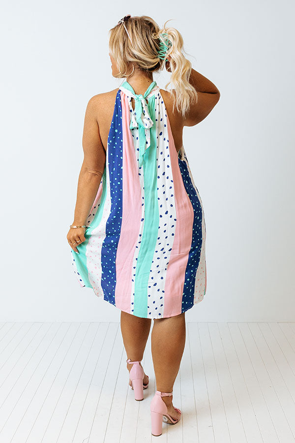 Trendy City Shift Dress Curves Image - 3