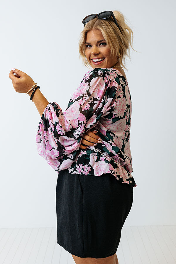 Cute Casa Floral Top In Black Curves Image - 5