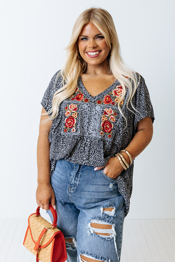 Heart In Hand Embroidered Shift Top Curves Image - 1