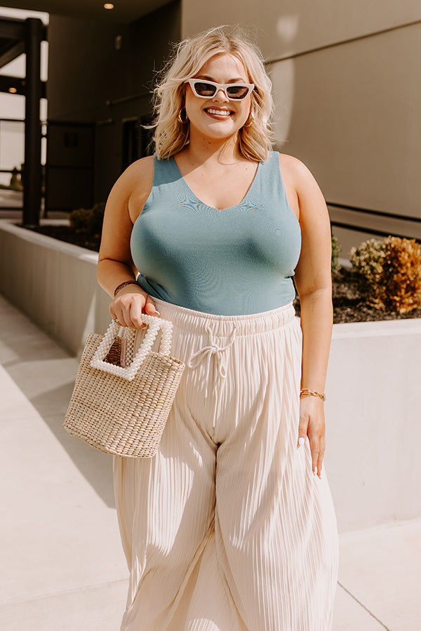 Sun And Shade Shift Top In Teal Curves