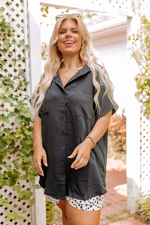 Cooler Waters Button Up Top In Black Curves Image - 5