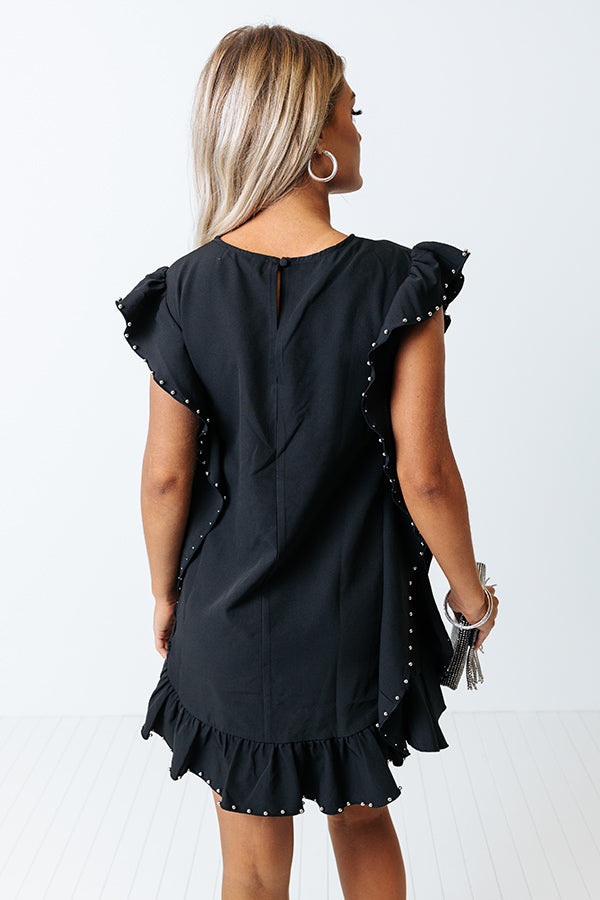 Chatting Over Cocktails Shift Dress In Black Image - 5