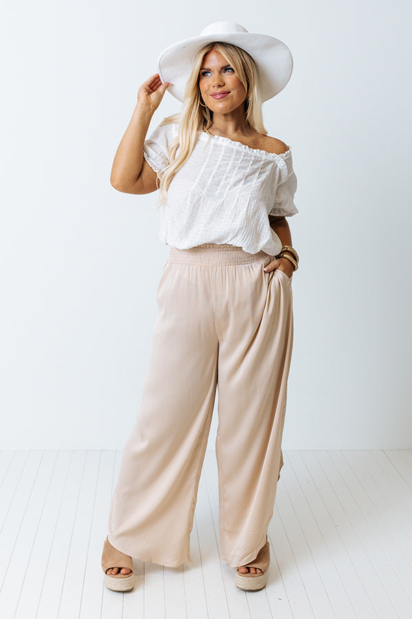 Close Memories Shift Top In Ivory Curves Image - 3