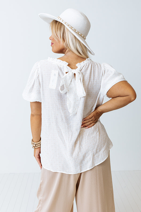 Close Memories Shift Top In Ivory Curves Image - 2