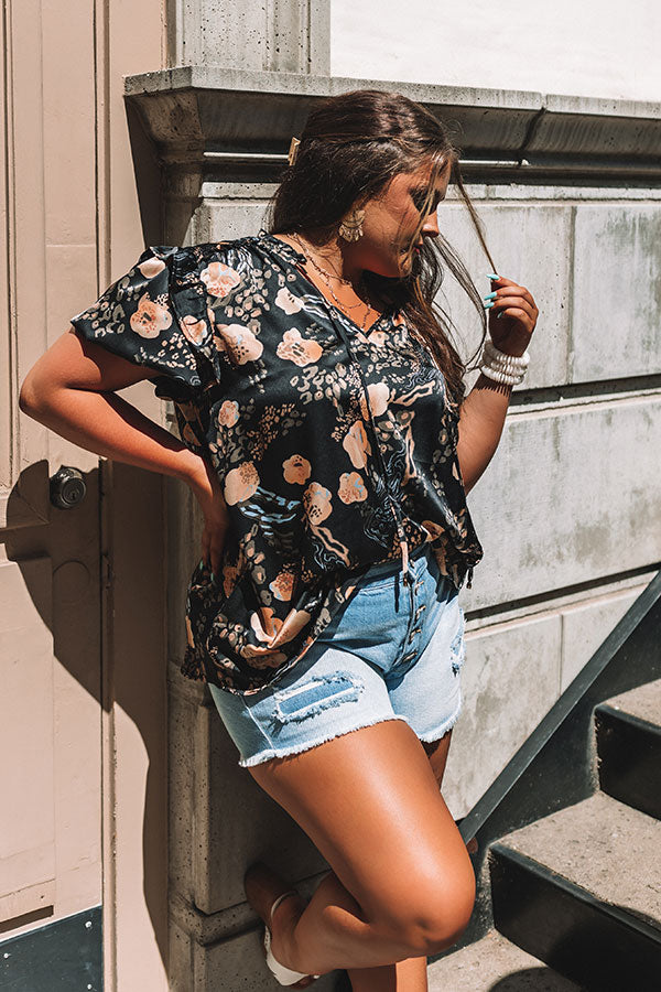 Another Adventure Shift Top In Black Curves Image - 3