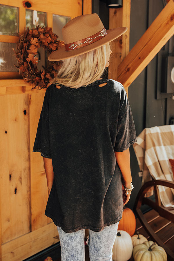 Pink Floyd Marquee London Distressed Graphic Tee in Vintage Black Image - 1