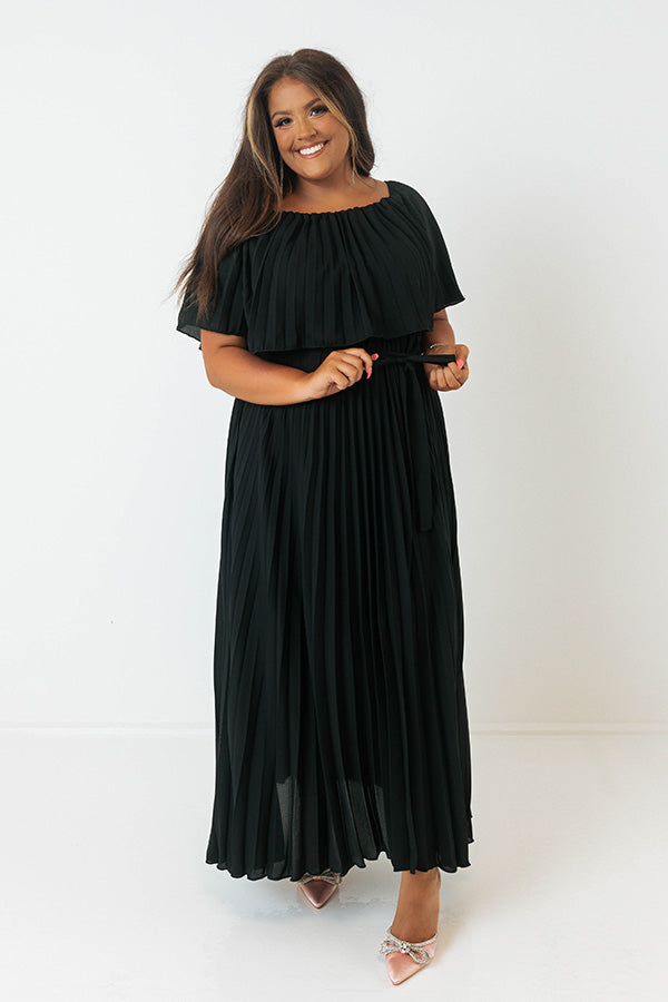 Ticket To Love Pleated Maxi In Black Curves Image - 4