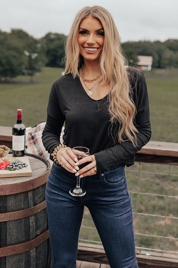 Lean Into Me Shift Top In Black Image - 2