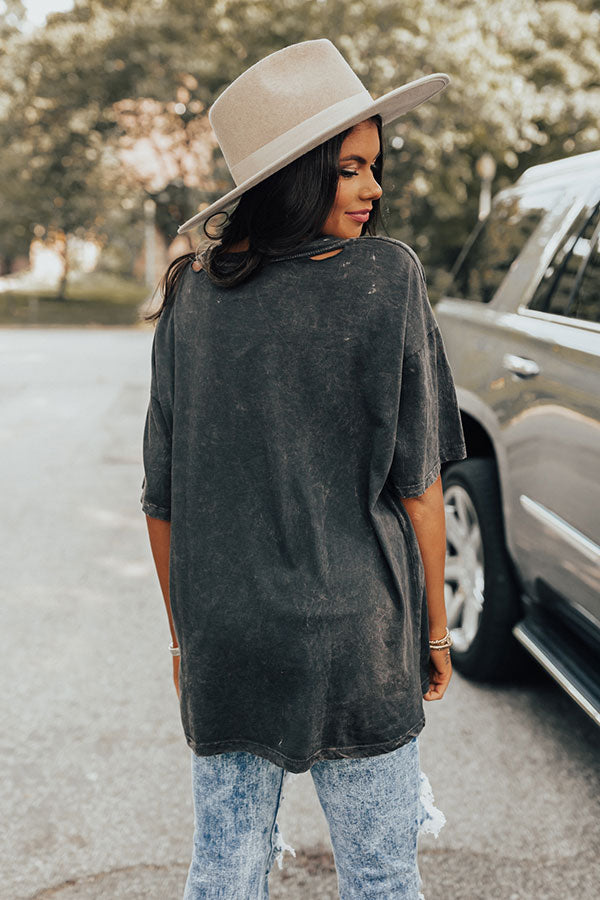 Kiss Logo Distressed Vintage-Wash Graphic Tee Image - 1