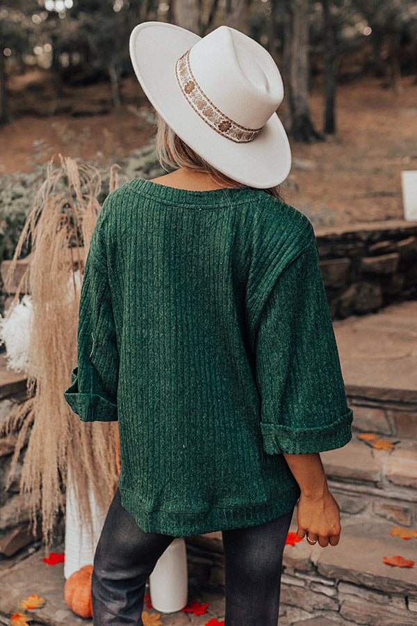 Smooth Terrain Shift Top In Hunter Green Image - 5