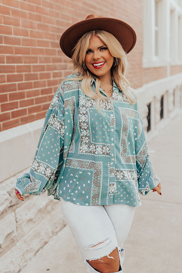 Figure It Out Shift Top Curves Image - 3