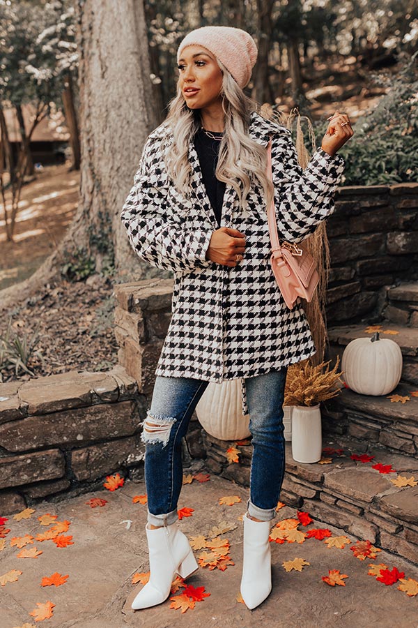 Cuddle So Close Houndstooth Jacket Image - 3