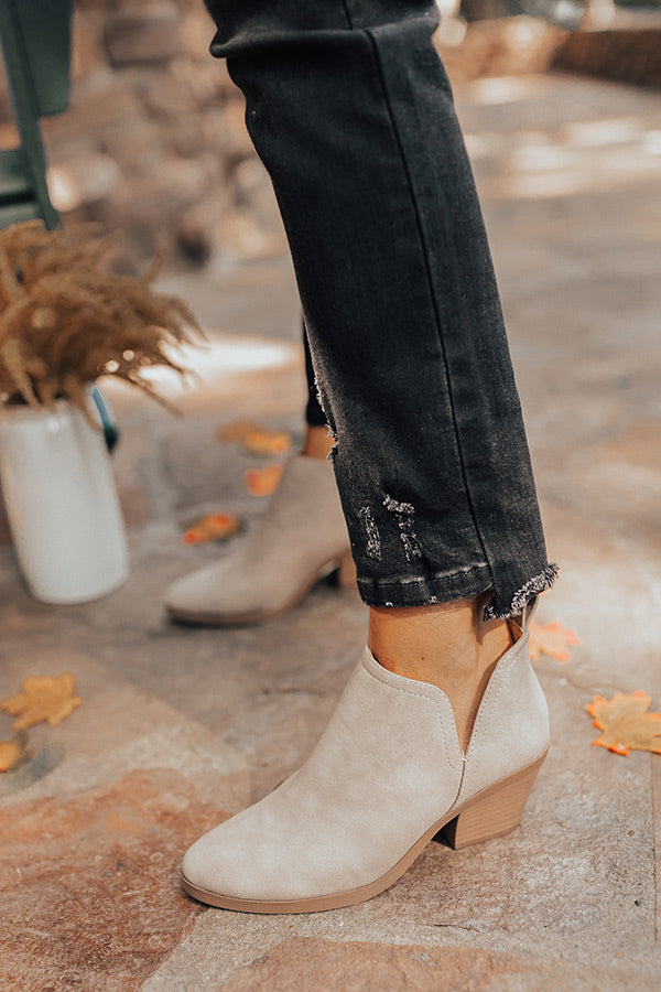 The Shawn Faux Leather Bootie In Taupe Image - 5