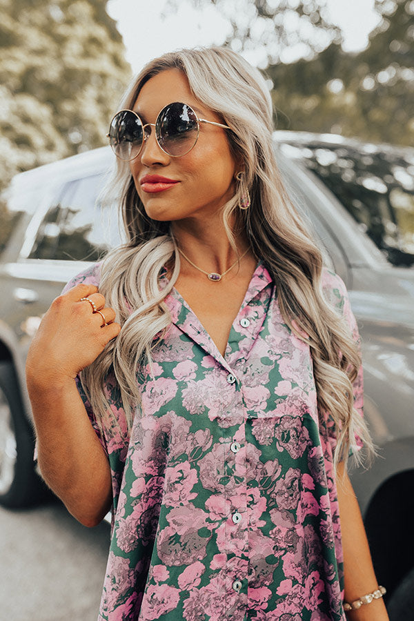 Kendra Scott Elisa Gold Pendant Necklace in Bronze Veined Purple Turquoise Magnesite Image - 4