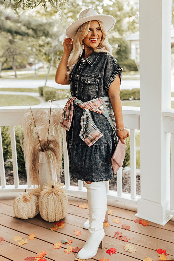 Genuine Reaction Denim Dress In Vintage Black Curves Image - 1