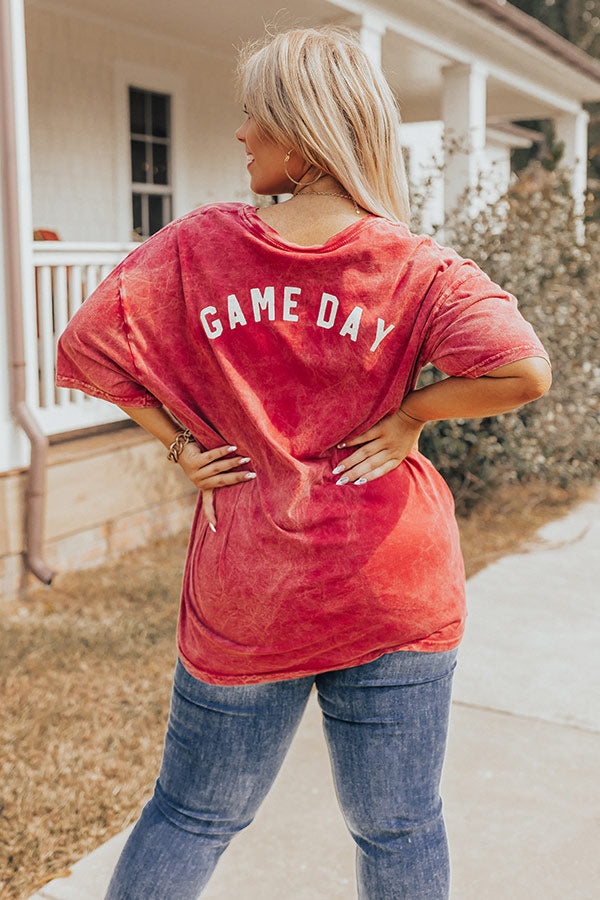 Touchdown Vintage Graphic Tee In Crimson Curves Image - 1