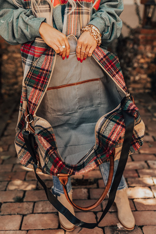 Pack Up and Travel Plaid Weekend Tote Image - 4