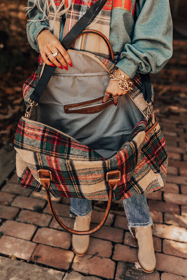 Pack Up and Travel Plaid Weekend Tote Image - 3